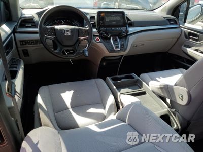 Zdjęcie 8 z 14 samochodu: 2018 HONDA ODYSSEY EX VIN:5FNRL6H57JB059339 - miniatura