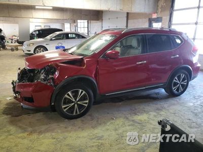 2017 NISS ROGUE JN8AT2MV2HW266548 - główne zdjęcie licytacji z USA - miniatura