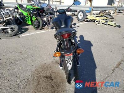 Czwarte zdjęcie samochodu z boku: 2020 YAMAHA MT07 VIN:JYARM27E7LA006719 - miniatura