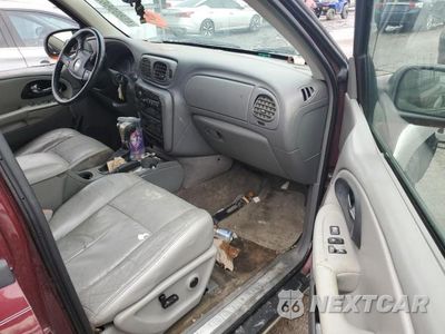Zdjęcie 8 z 13 samochodu: 2005 CHEVROLET TRAILBLAZER LS VIN:1GNDT13S052174522 - miniatura