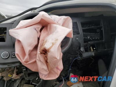 Zdjęcie 9 z 11 samochodu: 2016 GMC SAVANA G2500 VIN:1GTW7AFF3G1902217 - miniatura