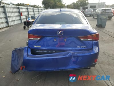 Zdjęcie 6 z 12 samochodu: 2018 LEXUS IS 300 VIN:JTHBA1D23J5080419 - miniatura