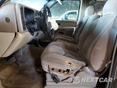Zdjęcie 7 z 15 samochodu: 2003 GMC YUKON VIN:1GKEC13V43J341253 - miniatura