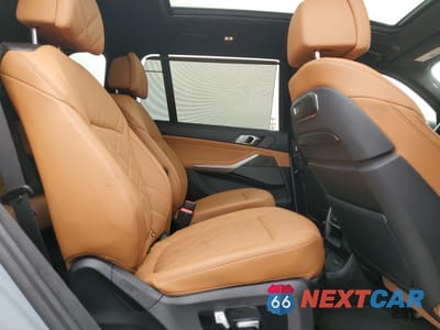 Zdjęcie 11 z 14 samochodu: 2023 BMW X7 XDRIVE40I VIN:5UX23EM04P9P81441 - miniatura