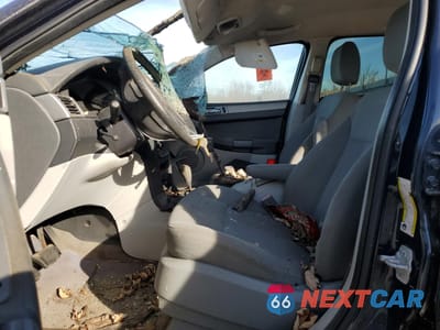 Zdjęcie 7 z 13 samochodu: 2008 CHRYSLER PACIFICA LX VIN:2A8GM48L68R627272 - miniatura