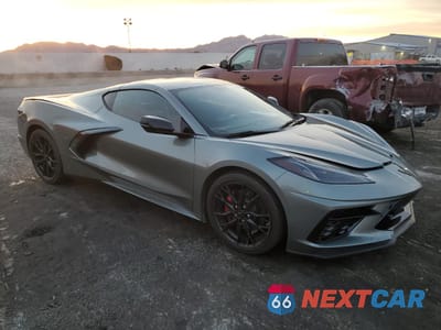 Czwarte zdjęcie samochodu z boku: 2023 CHEVROLET CORVETTE STINGRAY 2LT VIN:1G1YB2D41P5106565 - miniatura