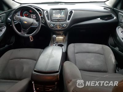 Zdjęcie 8 z 16 samochodu: 2018 CHEVROLET MALIBU LT VIN:1G1ZD5ST6JF231718 - miniatura