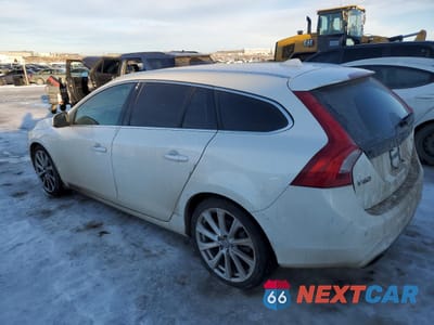 Drugie zdjęcie samochodu z przodu: 2017 VOLVO V60 PREMIER VIN:YV149MSK4H1342712 - miniatura