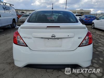 Zdjęcie 6 z 12 samochodu: 2019 NISSAN VERSA S VIN:3N1CN7AP6KL851389 - miniatura