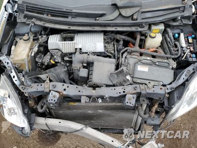Zdjęcie 8 z 13 samochodu: 2013 TOYOTA PRIUS VIN:JTDKN3DU1D1630666 - miniatura