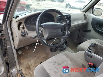 Zdjęcie 8 z 14 samochodu: 1998 MAZDA B2500 VIN:4F4YR12C5WTM29087 - miniatura