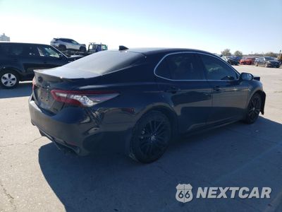 Trzecie zdjęcie samochodu z tyłu: 2021 TOYOTA CAMRY XSE VIN:4T1K61AK7MU603924 - miniatura