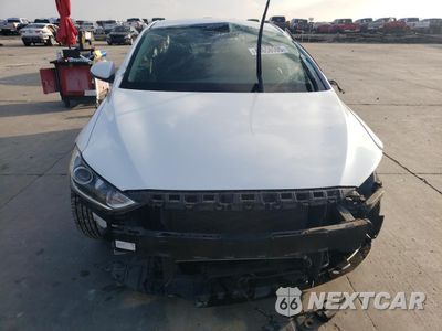 Piąte zdjęcie samochodu w środku: 2018 HYUNDAI ELANTRA SEL VIN:5NPD84LF8JH285746 - miniatura