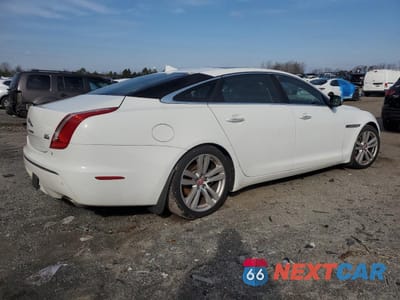 Trzecie zdjęcie samochodu z tyłu: 2015 JAGUAR XJL PORTFOLIO VIN:SAJWA2GZ5F8V80879 - miniatura
