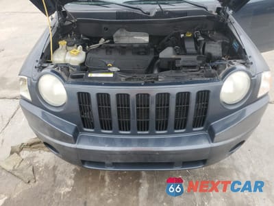 Zdjęcie 13 z 15 samochodu: 2007 JEEP COMPASS VIN:1J8FT47W37D1DB132 - miniatura