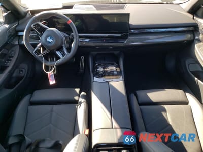 Zdjęcie 8 z 12 samochodu: 2024 BMW I5 M60 VIN:WBY43FK03RCN94960 - miniatura