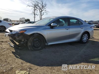 2020 TOYOTA CAMRY LE 4T1C31AK0LU527927 - główne zdjęcie licytacji z USA - miniatura
