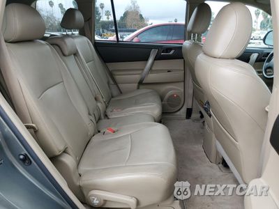 Zdjęcie 11 z 13 samochodu: 2010 TOYOTA HIGHLANDER SPORT VIN:5TDXK3EH6AS005260 - miniatura