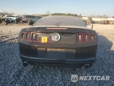 Zdjęcie 6 z 13 samochodu: 2014 FORD MUSTANG VIN:1ZVBP8AM8E5232275 - miniatura