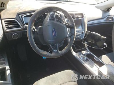 Zdjęcie 8 z 12 samochodu: 2019 FORD FUSION SE VIN:3FA6P0HD9KR239195 - miniatura
