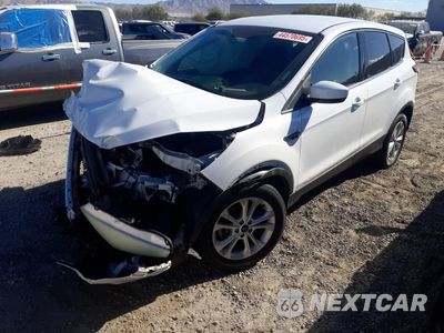 2017 FORD ESCAPE SE 1FMCU9GD4HUC96350 - główne zdjęcie licytacji z USA - miniatura