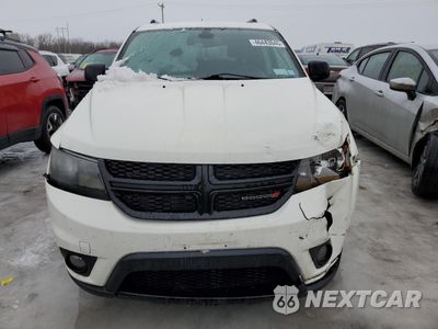 Piąte zdjęcie samochodu w środku: 2019 DODGE JOURNEY SE VIN:3C4PDCBB2KT867201 - miniatura