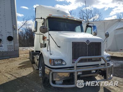 2000 INTERNATIONAL 9200 9200I 2HSCEAMR1YC071099 - główne zdjęcie licytacji z USA - miniatura