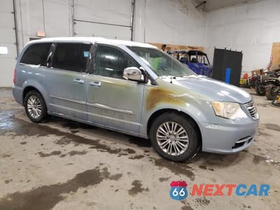 Czwarte zdjęcie samochodu z boku: 2013 CHRYSLER TOWN & COUNTRY TOURING L VIN:2C4RC1CG3DR625386 - miniatura