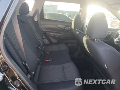 Zdjęcie 11 z 15 samochodu: 2018 NISSAN ROGUE S VIN:5N1AT2MT0JC700091 - miniatura