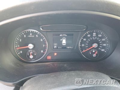 Zdjęcie 9 z 16 samochodu: 2019 KIA SORENTO L VIN:5XYPG4A3XKG574807 - miniatura