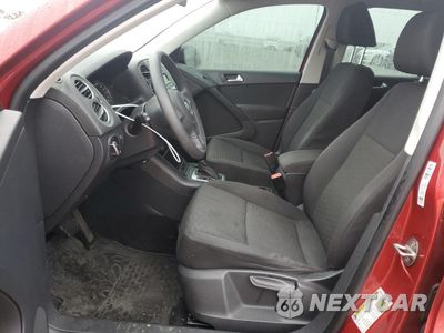 Zdjęcie 7 z 13 samochodu: 2012 VOLKSWAGEN TIGUAN S VIN:WVGAV7AX7CW001752 - miniatura