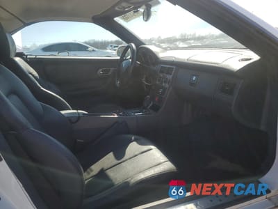Zdjęcie 10 z 12 samochodu: 2002 MERCEDES-BENZ SLK 230 KOMPRESSOR VIN:WDBKK49F42F266833 - miniatura