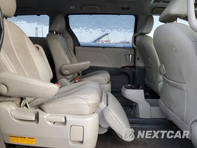 Zdjęcie 11 z 13 samochodu: 2013 TOYOTA SIENNA XLE VIN:5TDDK3DC7DS064539 - miniatura