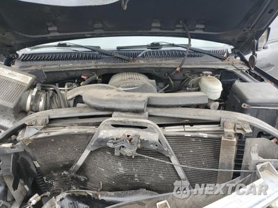 Zdjęcie 13 z 15 samochodu: 2003 CHEVROLET TAHOE K1500 VIN:1GNEK13Z93R198987 - miniatura