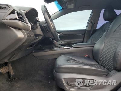 Zdjęcie 7 z 12 samochodu: 2020 TOYOTA CAMRY SE VIN:4T1G11AK4LU904945 - miniatura