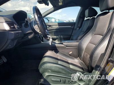 Zdjęcie 7 z 14 samochodu: 2018 HONDA ACCORD SPORT VIN:1HGCV1F39JA230932 - miniatura