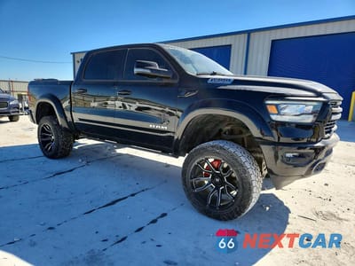 Czwarte zdjęcie samochodu z boku: 2023 RAM 1500 BIG HORN/LONE STAR VIN:1C6SRFFT4PN533346 - miniatura