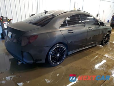 Trzecie zdjęcie samochodu z tyłu: 2014 MERCEDES-BENZ CLA 250 VIN:WDDSJ4EBXEN028329 - miniatura