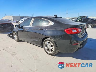 Drugie zdjęcie samochodu z przodu: 2016 CHEVROLET CRUZE LT VIN:1G1BE5SM9G7256297 - miniatura