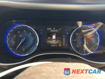 Zdjęcie 9 z 12 samochodu: 2018 CHRYSLER PACIFICA L VIN:2C4RC1AG3JR174863 - miniatura