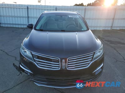 Piąte zdjęcie samochodu w środku: 2017 LINCOLN MKC RESERVE VIN:5LMCJ3C91HUL07499 - miniatura