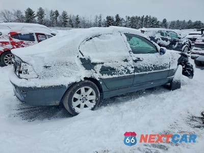 Trzecie zdjęcie samochodu z tyłu: 2003 BMW 325 XI VIN:WBAEU334X3PM56994 - miniatura