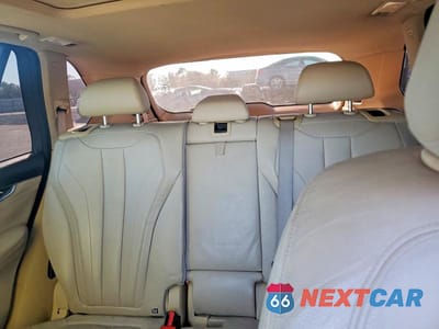 Zdjęcie 10 z 12 samochodu: 2015 BMW X5 SDRIVE35I VIN:5UXKR2C52F0H41519 - miniatura