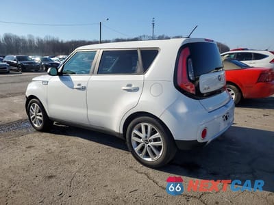 Drugie zdjęcie samochodu z przodu: 2017 KIA SOUL + VIN:KNDJP3A53H7451647 - miniatura