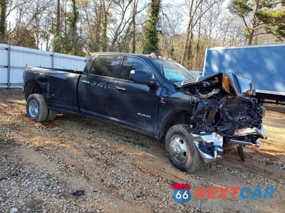 Czwarte zdjęcie samochodu z boku: 2019 RAM 3500 BIG HORN VIN:3C63RRHL5KG715870 - miniatura