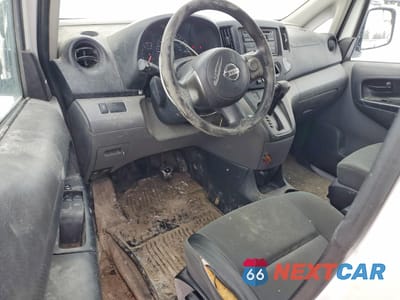 Zdjęcie 8 z 12 samochodu: 2015 NISSAN NV200 UTILITY / SERVICE VAN VIN:3N6CM0KN9FK715707 - miniatura