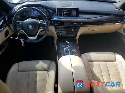 Zdjęcie 8 z 13 samochodu: 2018 BMW X5 XDR40E VIN:5UXKT0C52J0V99846 - miniatura