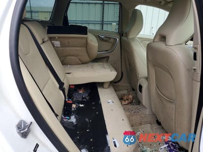 Zdjęcie 11 z 13 samochodu: 2016 VOLVO XC60 T5 PREMIER VIN:YV440MDK4G2792542 - miniatura