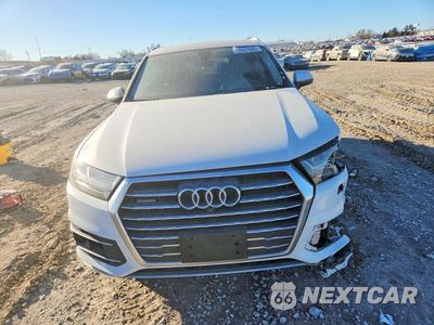 Piąte zdjęcie samochodu w środku: 2019 AUDI Q7 PRESTIGE VIN:WA1VAAF74KD015863 - miniatura