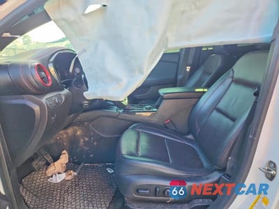 Zdjęcie 7 z 12 samochodu: 2019 CHEVROLET BLAZER RS VIN:3GNKBJRS6KS642934 - miniatura